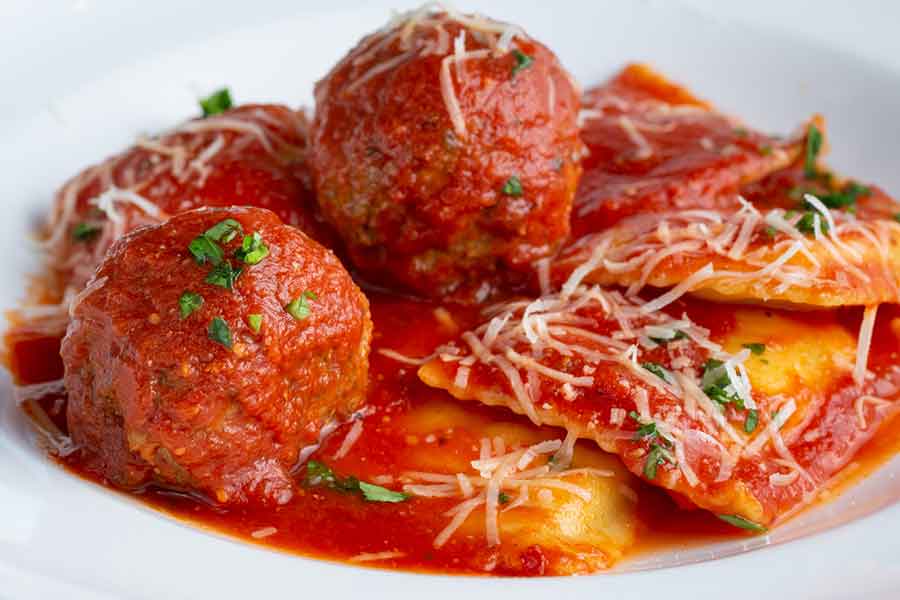 Cheese Ravioli with Meatballs